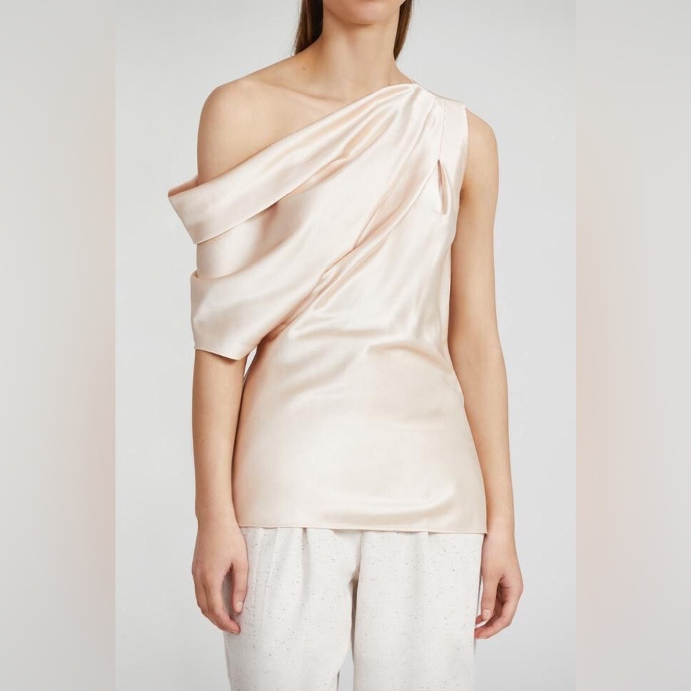ACLER
Bonham One-Shoulder Top Elegant Satin Off-Shoulder Top - Picture 9 of 11